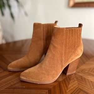 Marc Fisher Alva boots